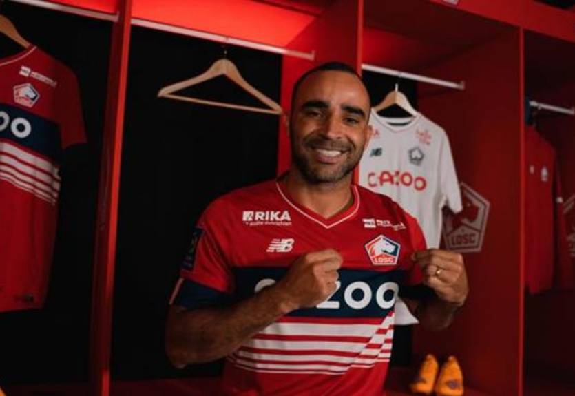 Ісмаїлі офіційно підписав контракт із Ліллем Ісмаїлі офіційно підписав контракт із Ліллем