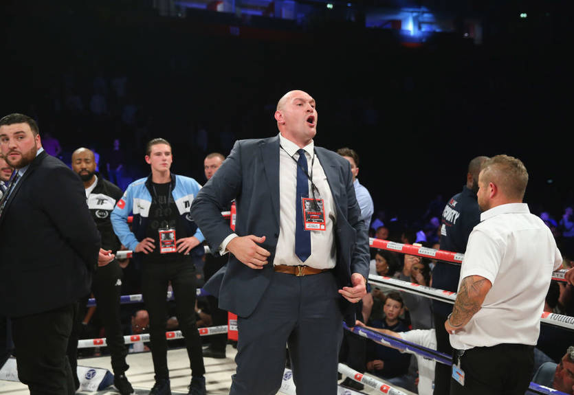 Фьюри: Если Джошуа хочет попасть в меня, пусть бросит горсть риса