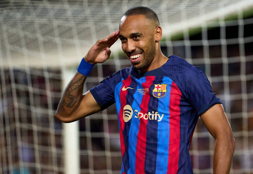 Нападающий Барселоны готов пойти на понижение зарплаты