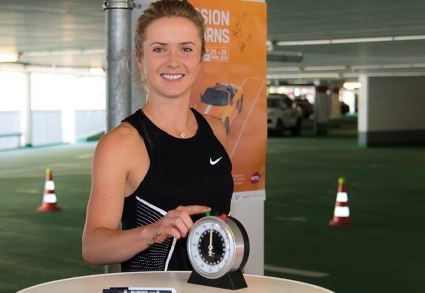 Свитолина села за руль новенького Porsche