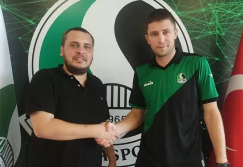 Бывший нападающий Динамо стал игроком клуба второго турецкого дивизиона