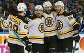 Кубок Стэнли: Бостон разгромил Тампу, Вегас уступил Сан-Хосе во втором овертайме