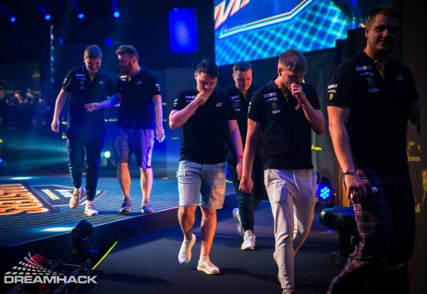 Na'Vi и HellRaisers выступят в одной группе на LAN-финале ESL Pro League S7