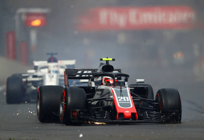 Этот еб**н просто остановился передо мной – радиопереговоры Гран-при Азербайджана Этот еб**н просто остановился передо мной – радиопереговоры Гран-при Азербайджана