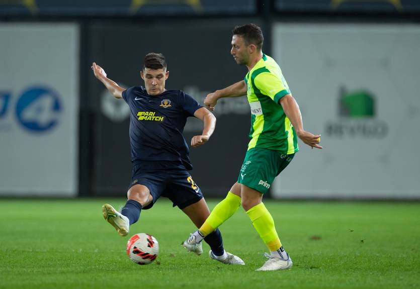 Днепр-1 в голевом матче проиграл Ларнаке в квалификации Лиги Европы