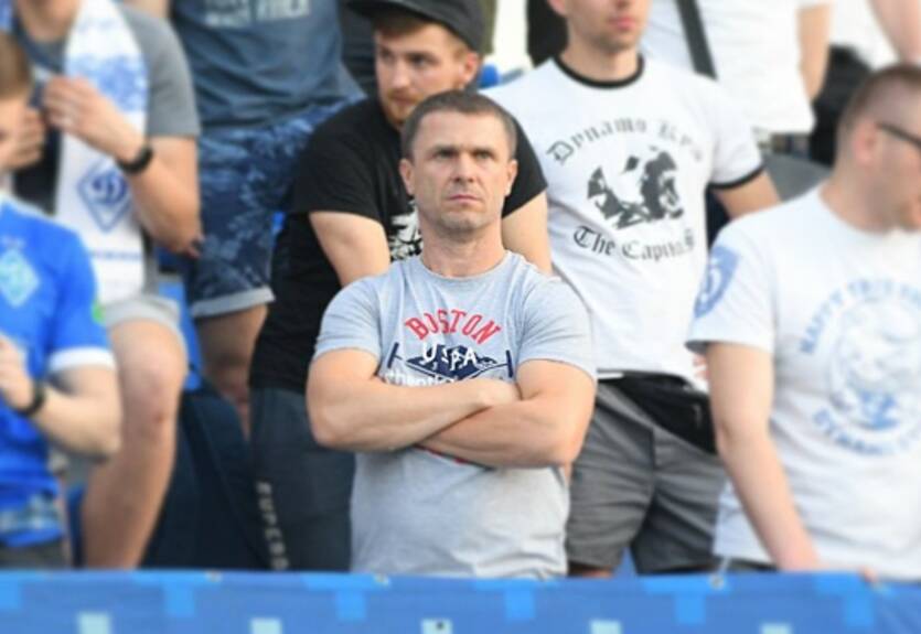 Сергей Ребров смотрел матч против Мариуполя в секторе ультрас Динамо Сергей Ребров смотрел матч против Мариуполя в секторе ультрас Динамо