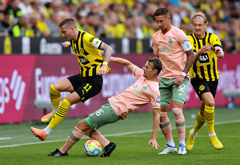 Вердер за 6 минут сумел вырвать победу над Боруссией, уступая в два мяча