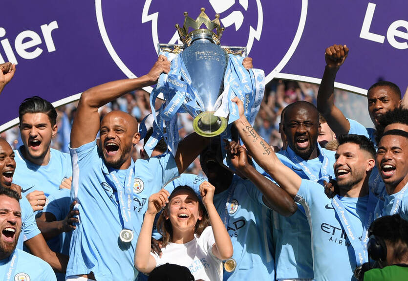 Официальная коронация: как Ман Сити награждали чемпионским титулом