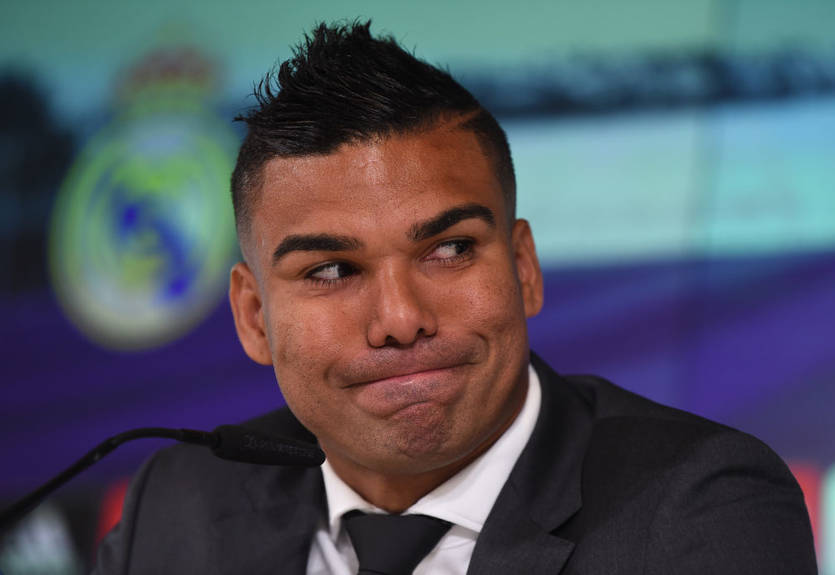 Каземіро не стримав сліз під час прощання з Реалом Каземіро не стримав сліз під час прощання з Реалом