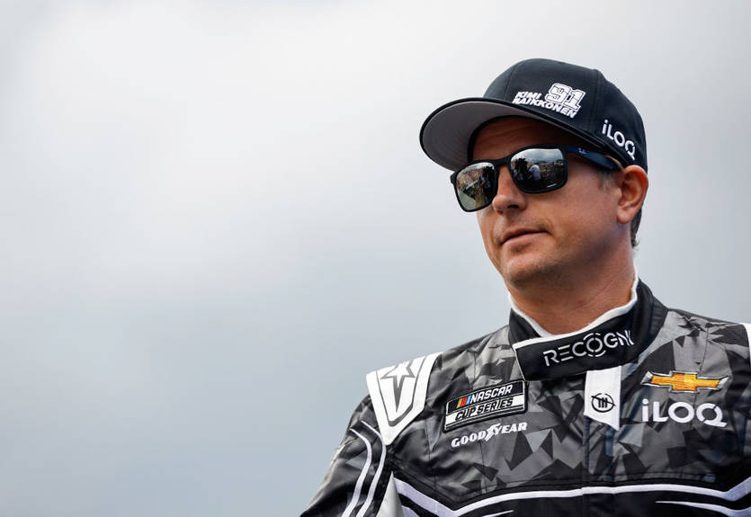 Дебют Райкконена у NASCAR закінчився аварією
