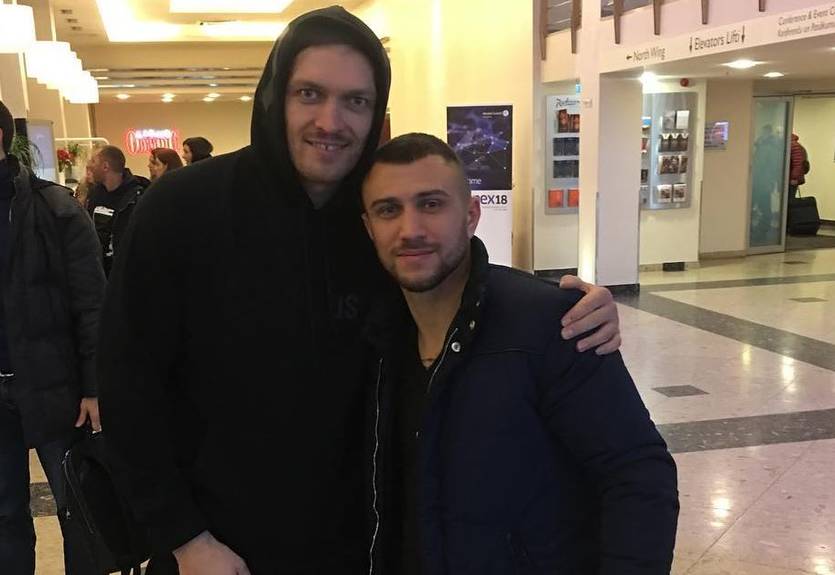 Усик поддержит Ломаченко в Нью-Йорке