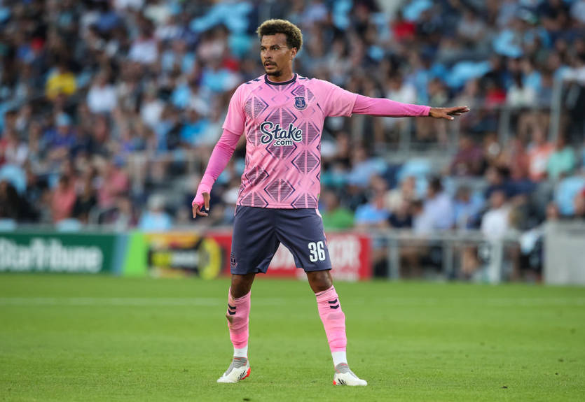 Хавбек Эвертона Миколенко близок к завершению трансфера в Бешикташ Хавбек Эвертона Миколенко близок к завершению трансфера в Бешикташ