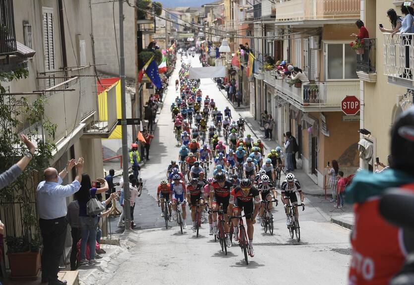 Мотоциклист погиб в аварии на Giro d’Italia