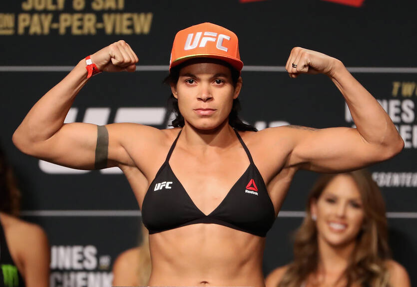 UFC 224: Нуньес нокаутировала Пеннингтон в пятом раунде