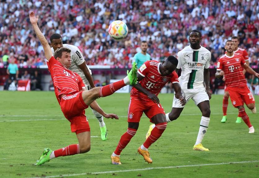 Баварія - Боруссія М 1:1 Відео голів та огляд матчу чемпіонату Німеччини Баварія - Боруссія М 1:1 Відео голів та огляд матчу чемпіонату Німеччини