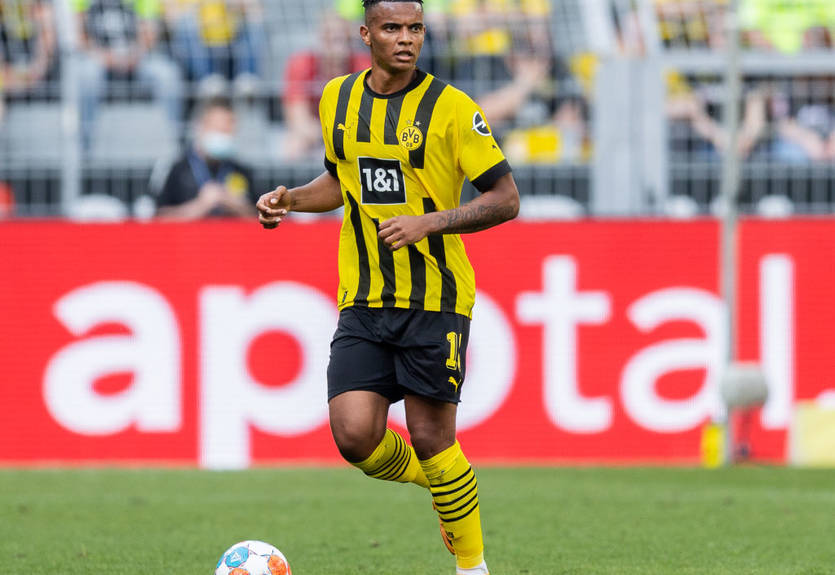 Манчестер Сіті посилиться захисником Борусії Дортмунд Манчестер Сіті посилиться захисником Борусії Дортмунд