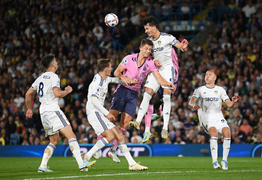 Эвертон Миколенко сыграл вничью с Лидсом