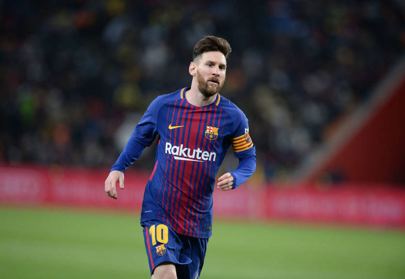 Футболку Месси подняли на вершину Эвереста