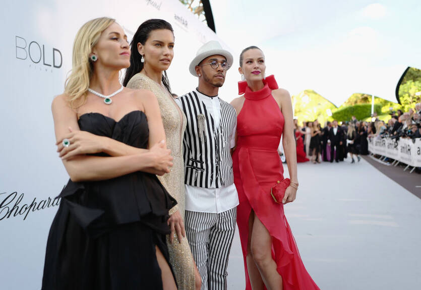 Хэмилтон: Женщины – самое прекрасное, что есть в мире