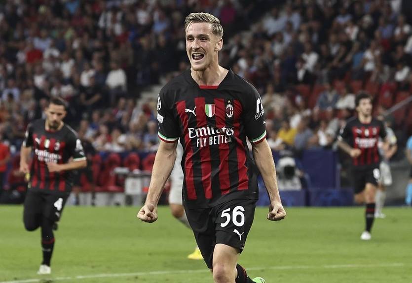 Зальцбург - Мілан 1:1 Відео голів та огляд матчу Ліги чемпіонів Зальцбург - Мілан 1:1 Відео голів та огляд матчу Ліги чемпіонів