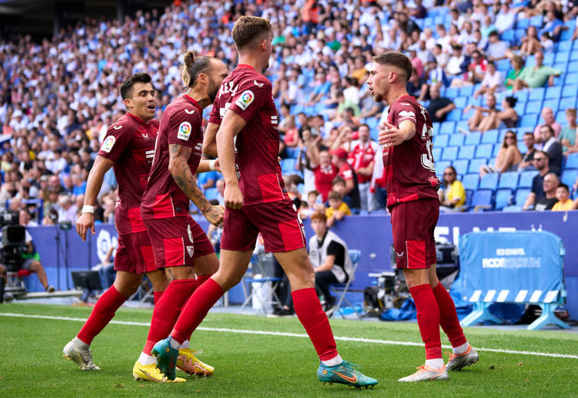 Севилья в меньшинстве едва не упустила победу над Эспаньолом