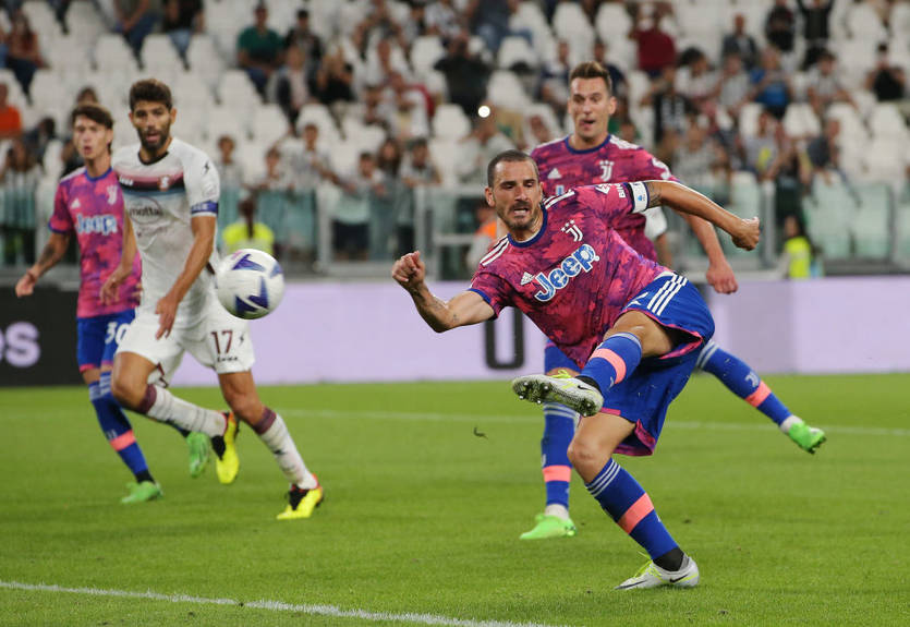 Ювентус едва спасся от поражения в безумном матче чемпионата с Салернитаной