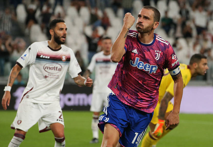 Ювентус - Салернітана 2:2 Відео голів і огляд матчу чемпіонату Італії Ювентус - Салернітана 2:2 Відео голів і огляд матчу чемпіонату Італії