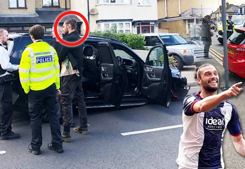 Экс-футболист сборной Англии попал в ужасное лобовое ДТП, в результате которого машину отбросило на 27 метров Экс-футболист сборной Англии попал в ужасное лобовое ДТП, в результате которого машину отбросило на 27 метров