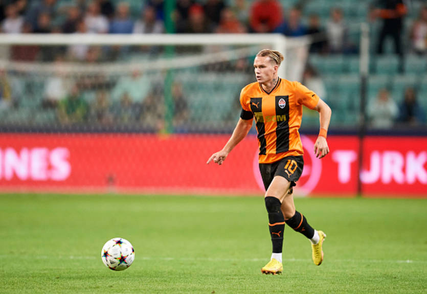 Гол Мудрика, филигранное завершение от Холанда и результативные действия Месси: все мячи игрового дня Лиги чемпионов