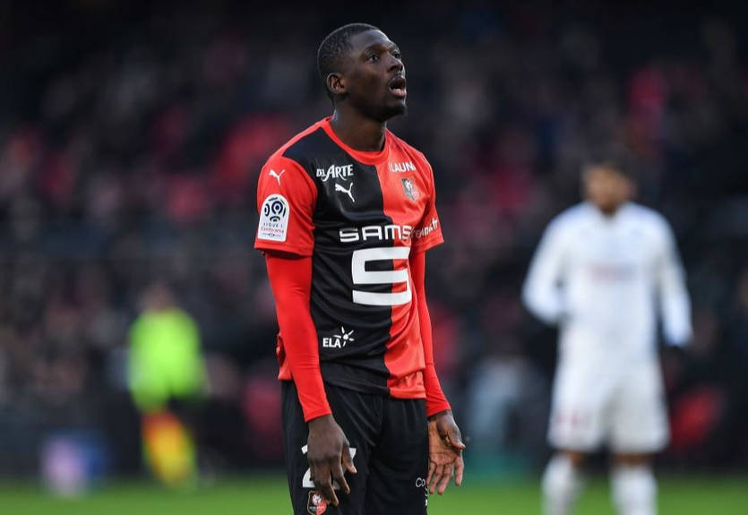 Лидер защиты Ренна не сыграет против Динамо