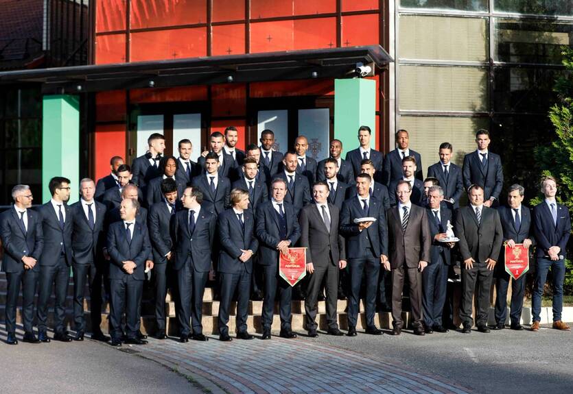 Роналду попробовал на вкус каравай под песню Подмосковные вечера