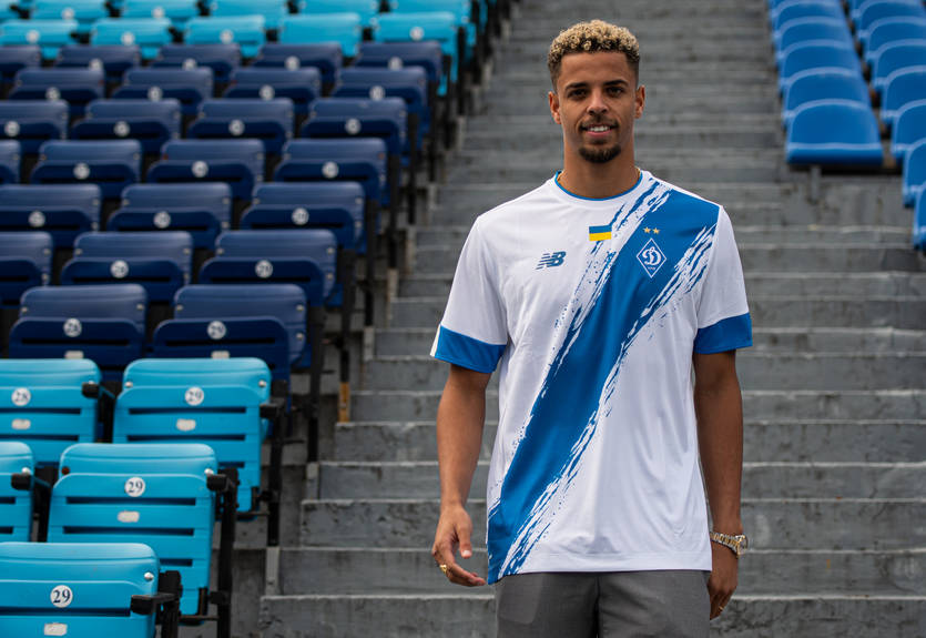 Джастін Лонвейк: кого підписало Динамо?