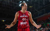 Юта отправила недавнего соперника Украины по Евробаскету в Детройт