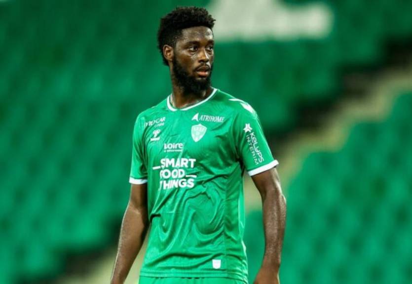 Динамо пыталось купить нападающего Сент-Этьена