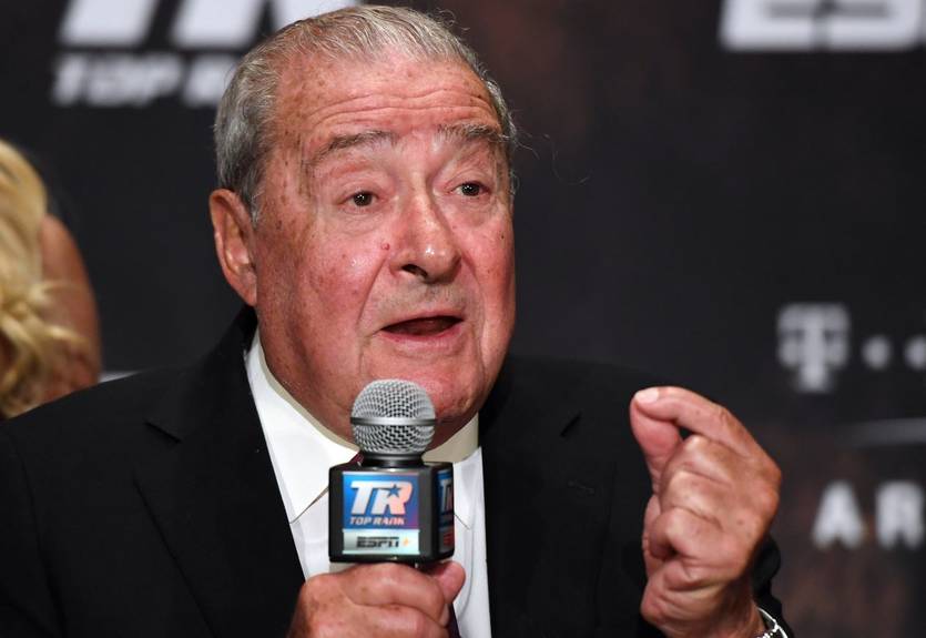 "Грандіозна сутичка": Промоутер оцінив можливість проведення бою Ломаченка зі Стівенсоном