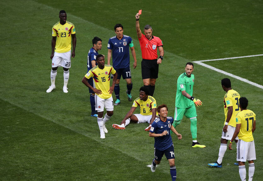 ЧМ-2018: игрок сборной Колумбии заработал первое удаление на мундиале