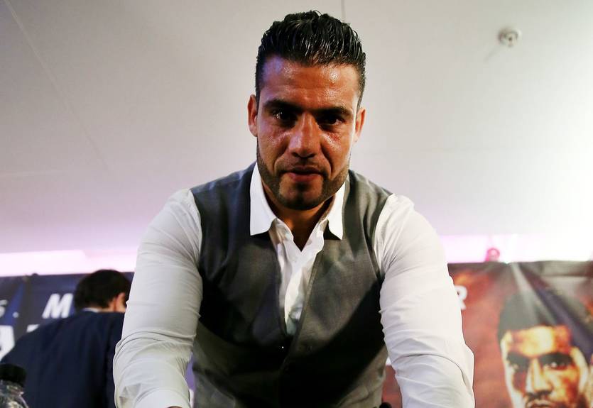 "Дай подраться настоящим мужчинам": Чарр обратился к Джошуа по поводу боя с Фьюри