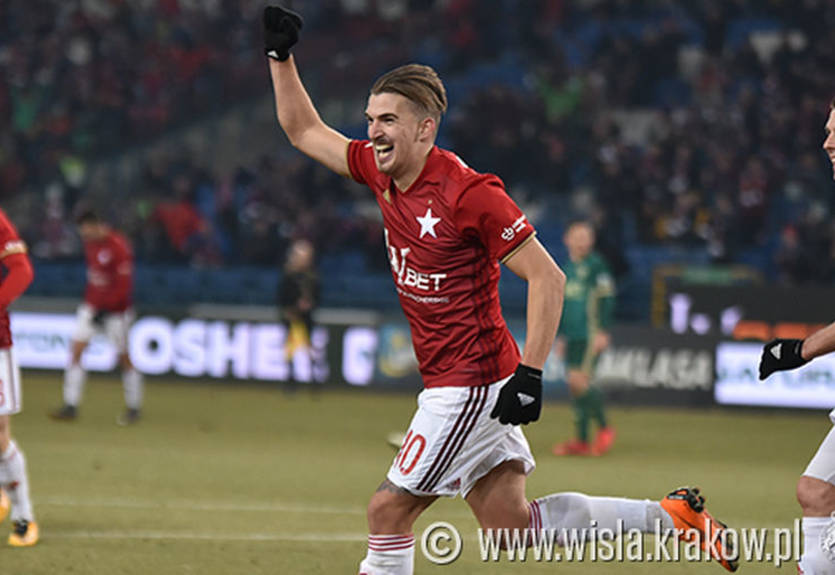 Испанский клуб может увести у Динамо бразильского нападающего