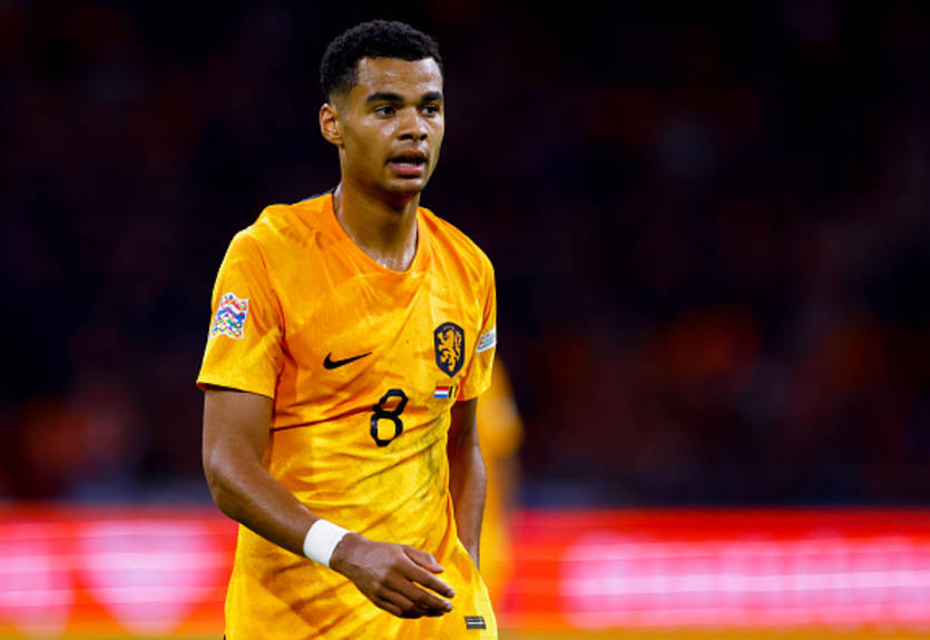 Манчестер Юнайтед має намір у 2023 році підписати вінгера ПСВ