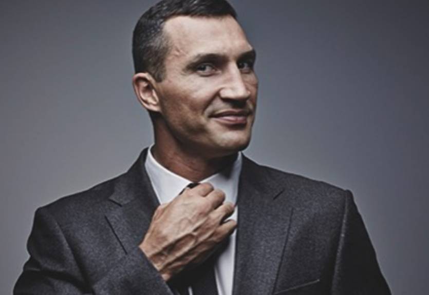 Кличко поздравил Германию с победой над Швецией