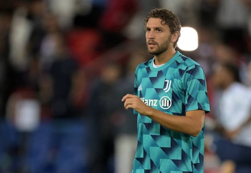 Манчестер Юнайтед мог летом усилиться хавбеком Ювентуса