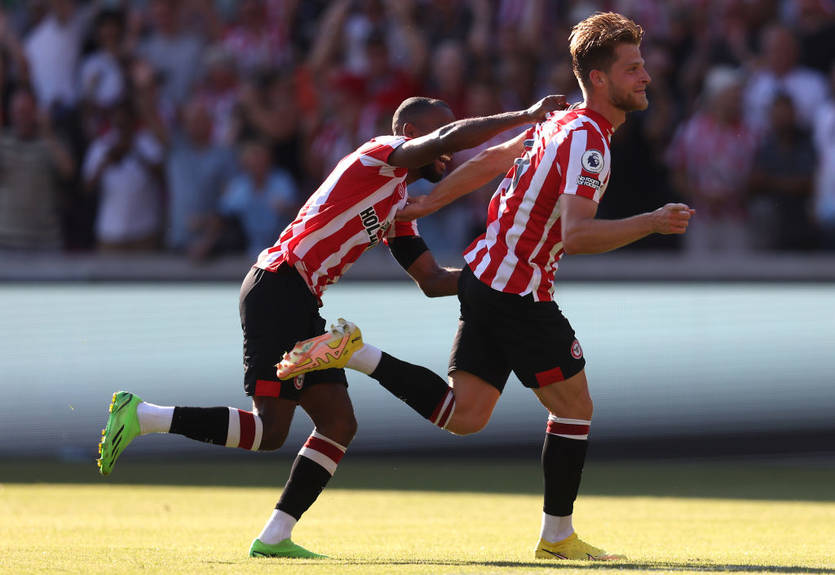 Брентфорд потролив Манчестер Юнайтед за розгром від Манчестер Сіті