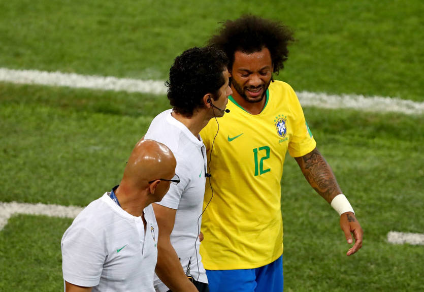 Марсело получил травму в матче Сербия – Бразилия и в слезах покинул поле Марсело получил травму в матче Сербия – Бразилия и в слезах покинул поле