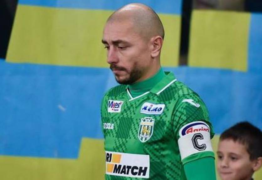 Екс-хавбек Карпат розповів, що його батько намагався записатися до ЗСУ добровольцем