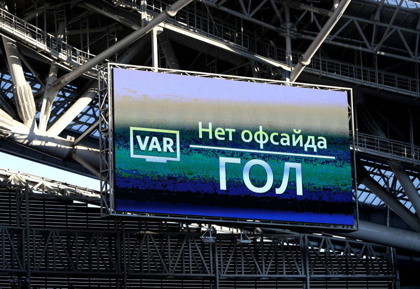 Испанец требует у ФИФА компенсацию за использование VAR