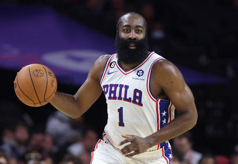 Харден "сломал лодыжку сопернику" и невероятные no look ассисты - топ-10 момент дня в НБА