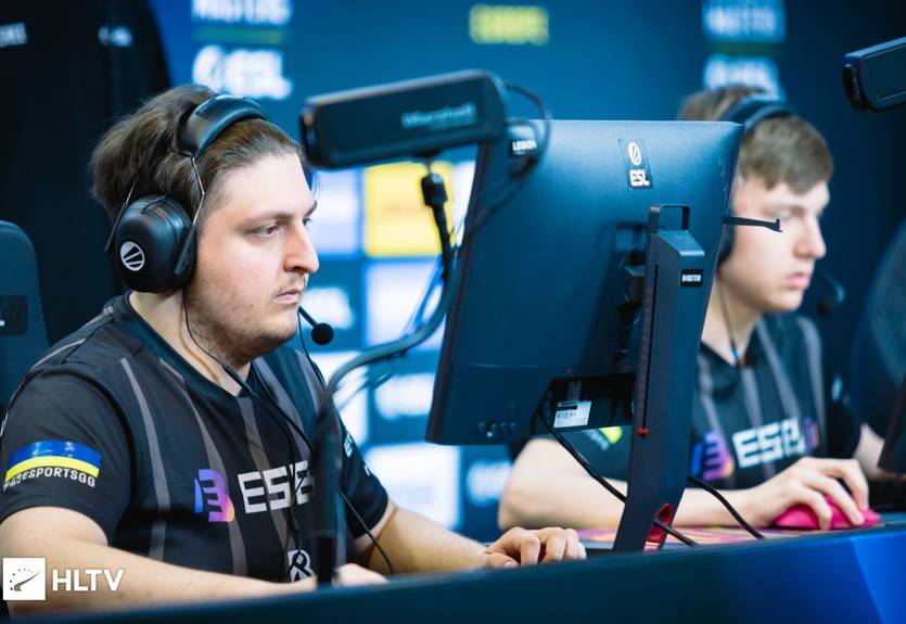 B8 переиграли fnatic и теперь в шаге от выхода на Major