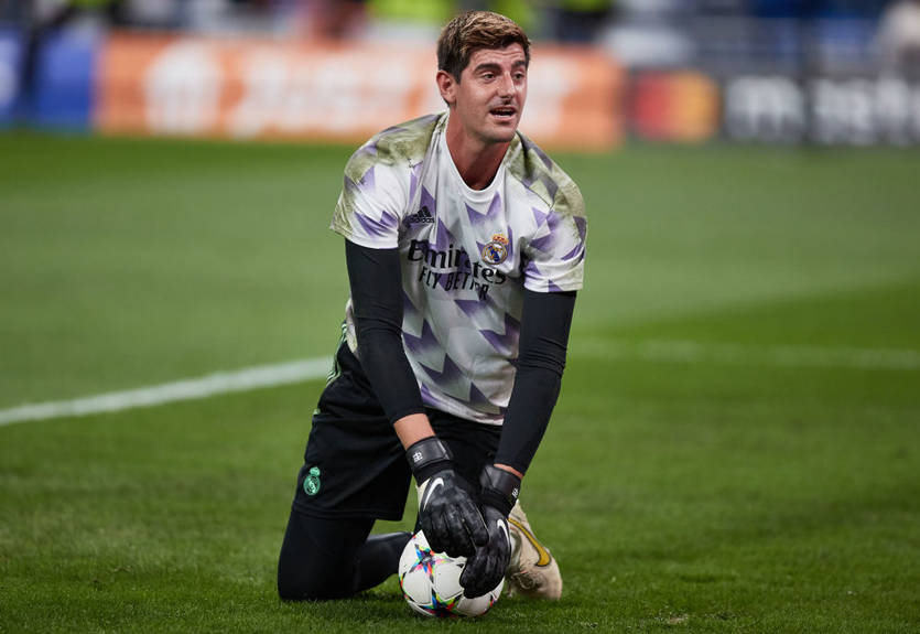 Участие Куртуа в выездном матче против Шахтера под вопросом