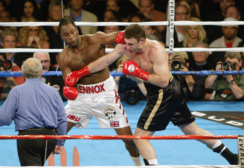 Кличко вернется в ринг для боя с Льюисом Кличко вернется в ринг для боя с Льюисом