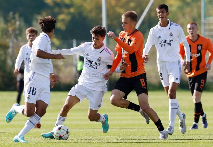Шахтер U-19 - Реал U-19 0:3 Видео голов и обзор матча Юношеской Лиги УЕФА